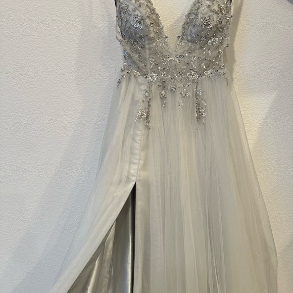 Elegant Silver Embellished Evening Gown - Picture 4 of 16